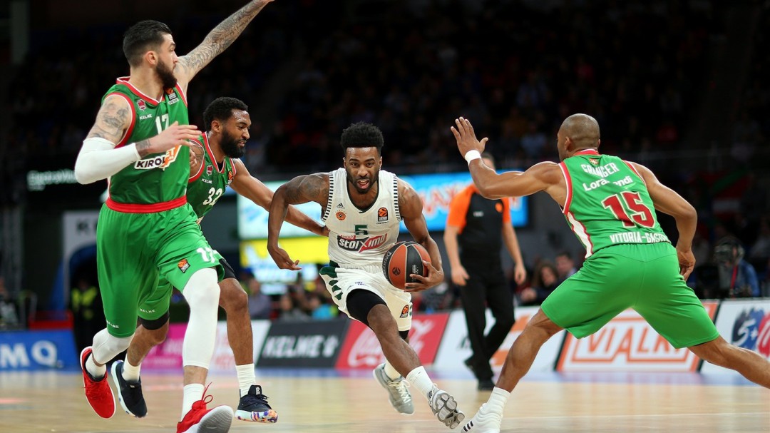 Baskonia aguanta el huracán Langford y suma su tercera victoria europea