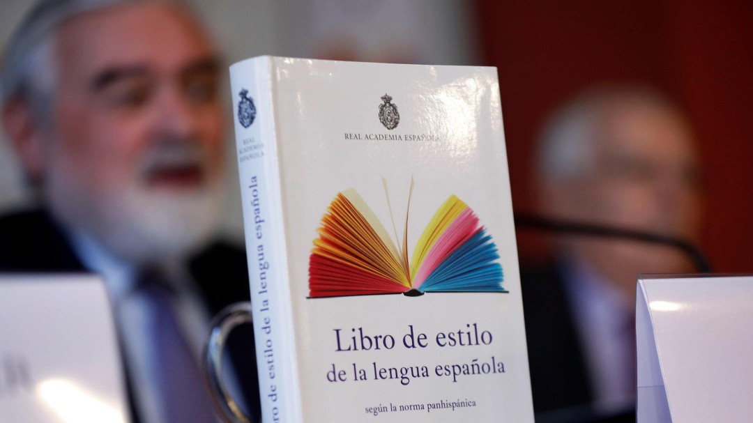 La RAE y su libro de estilo para escritores digitales sin avances en el lenguaje inclusivo