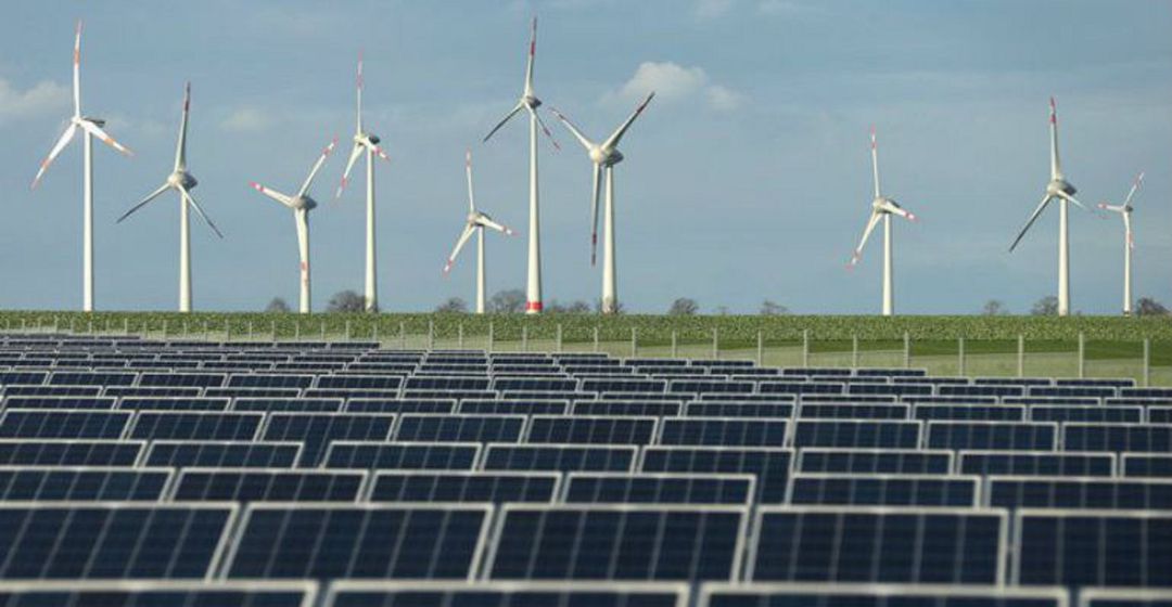 Imagen de archivo de energías renovables. Imagen de archivo de energías renovables.
