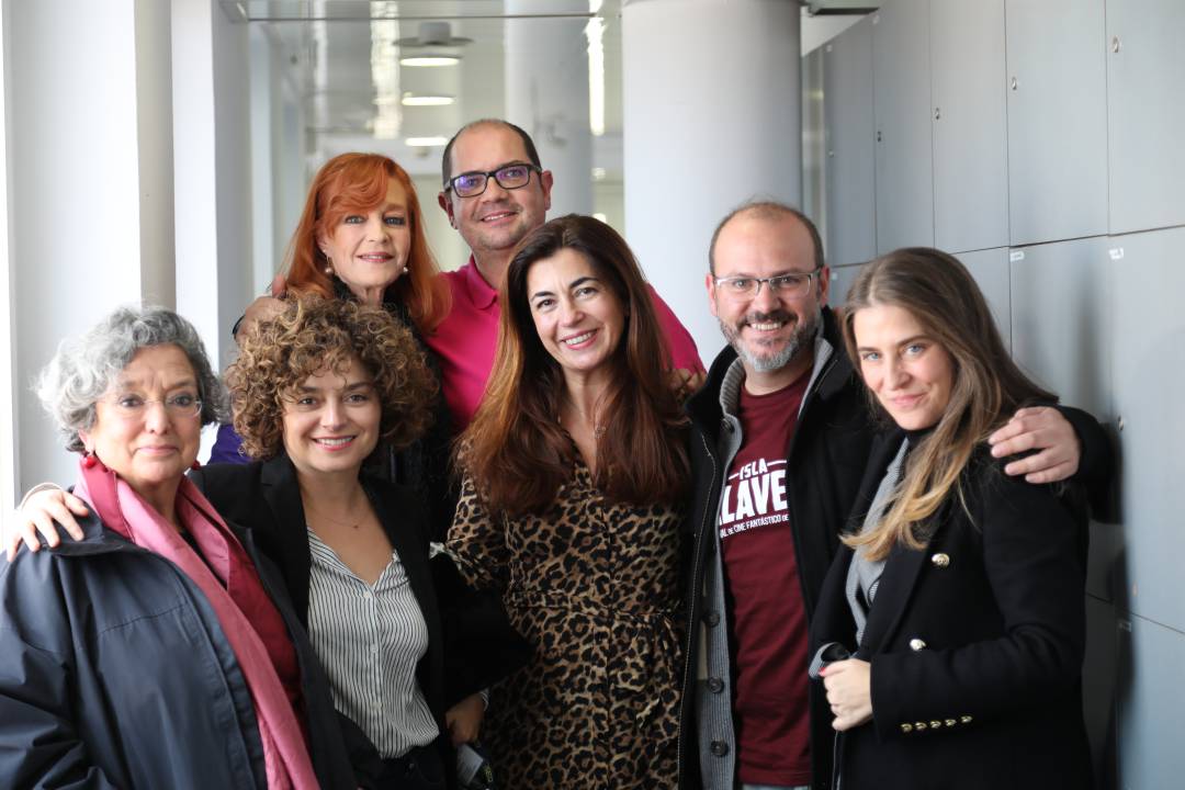 De izq a dcha y de arriba a abajo : Andrea Bronston, Sol Carnicero, Anna R. Costa, Marta G.Novo, Victor Matellano y Esperanza García Claver De izq a dcha y de arriba a abajo : Andrea Bronston, Sol Carnicero, Anna R. Costa, Marta G.Novo, Victor Matellano y Esperanza García Claver