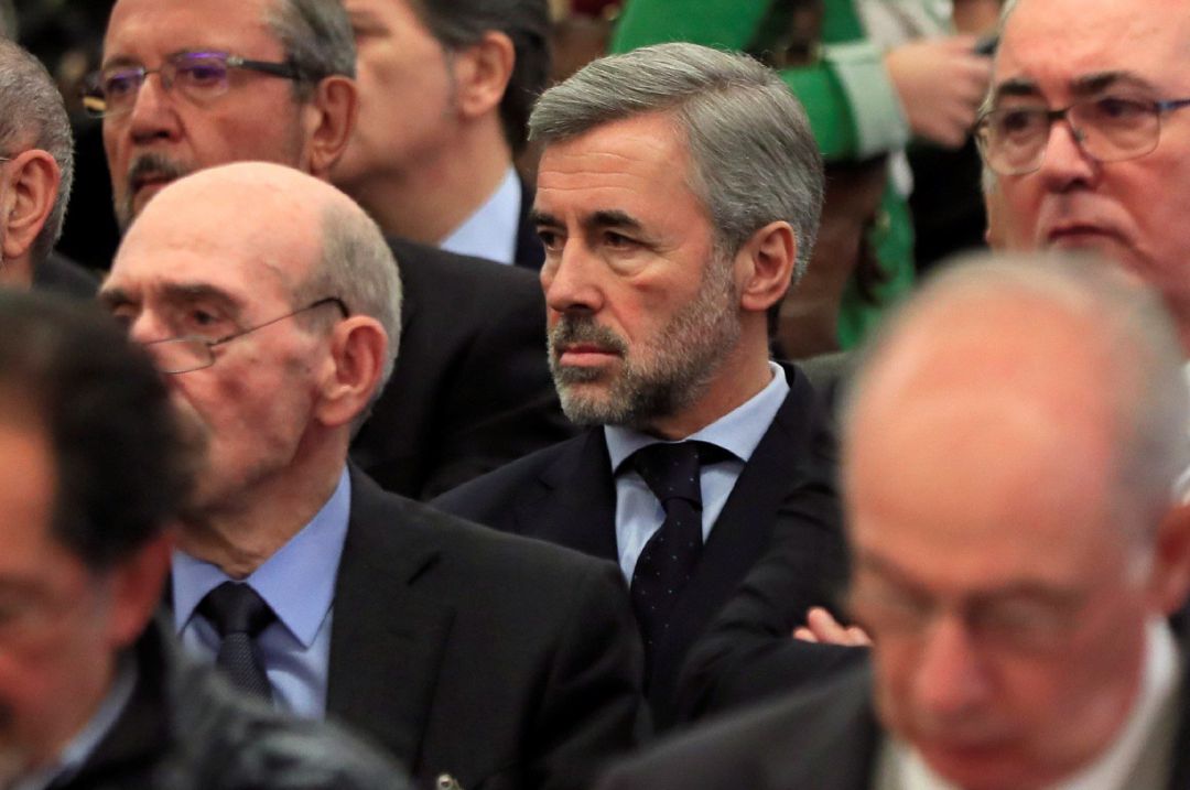 El exministro del Interior Ángel Acebes durante la primera sesión del juicio por la salida a Bolsa de Bankia en 2011 que se celebra en la Audiencia Nacional de San Fernando de Henares. El exministro del Interior Ángel Acebes durante la primera sesión del juicio por la salida a Bolsa de Bankia en 2011 que se celebra en la Audiencia Nacional de San Fernando de Henares.