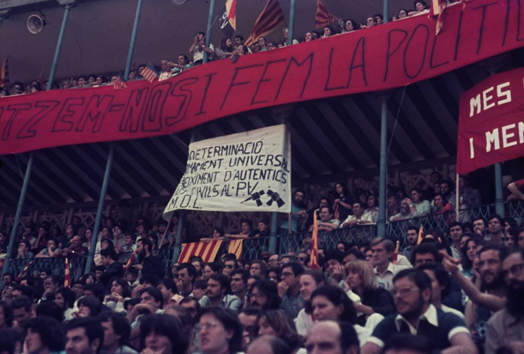 Imagen de la Diada de 1978 en Valencia con objetores de conciencia Imagen de la Diada de 1978 en Valencia con objetores de conciencia