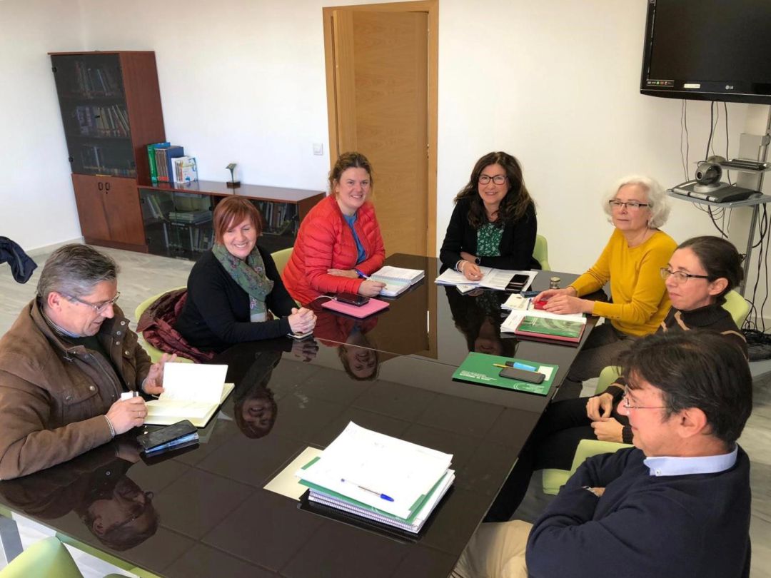 Miembros de la Comisión de Seguimiento del Convenio de Colaboración reunidos en Málaga Miembros de la Comisión de Seguimiento del Convenio de Colaboración reunidos en Málaga