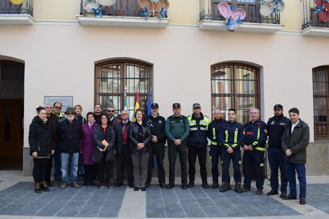 Participantes en el acto de lectura de nuestra carta magna. Participantes en el acto de lectura de nuestra carta magna.