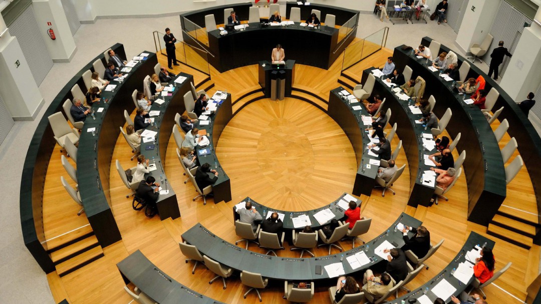 El PSOE municipal pide un alto en el camino para el proyecto de la A-5
