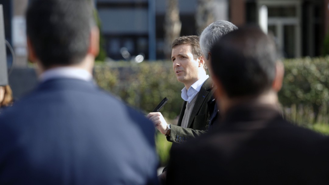 Pablo Casado tacha a Pedro Sánchez de presidente ilegítimo