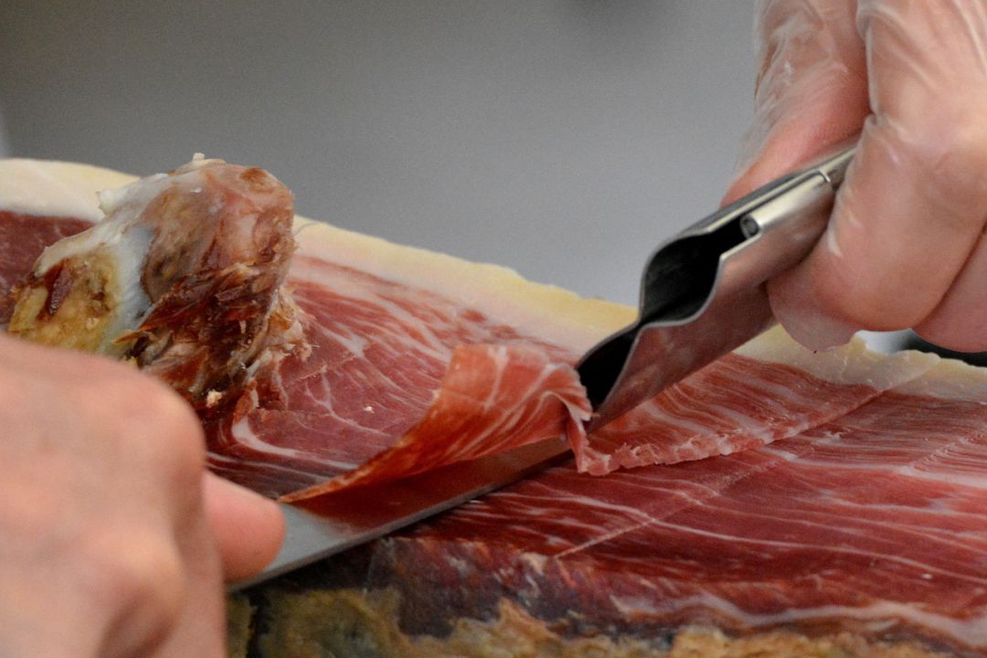 Paletas de cerdo vendidas como ibéricas Paletas de cerdo vendidas como ibéricas