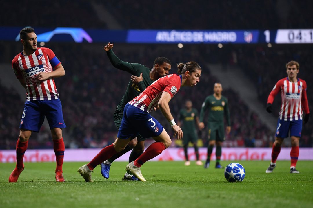 Filipe Luis durante el partido de Champions contra el Mónaco. Filipe Luis durante el partido de Champions contra el Mónaco.