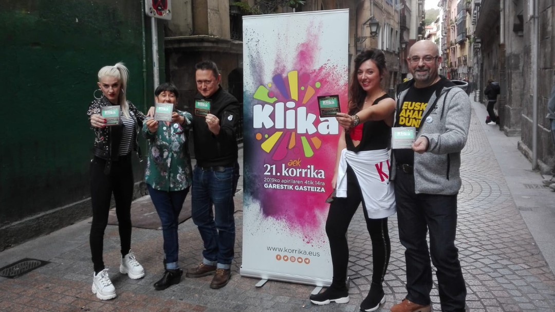 Muguruza mezcla ritmos de trap y música vasca para la canción de la Korrika