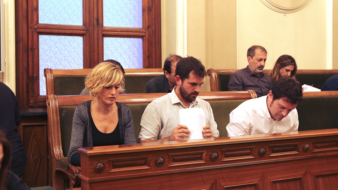 El Ayuntamiento retirará la Cruz del Ribalta bajo la responsabilidad de Compromís