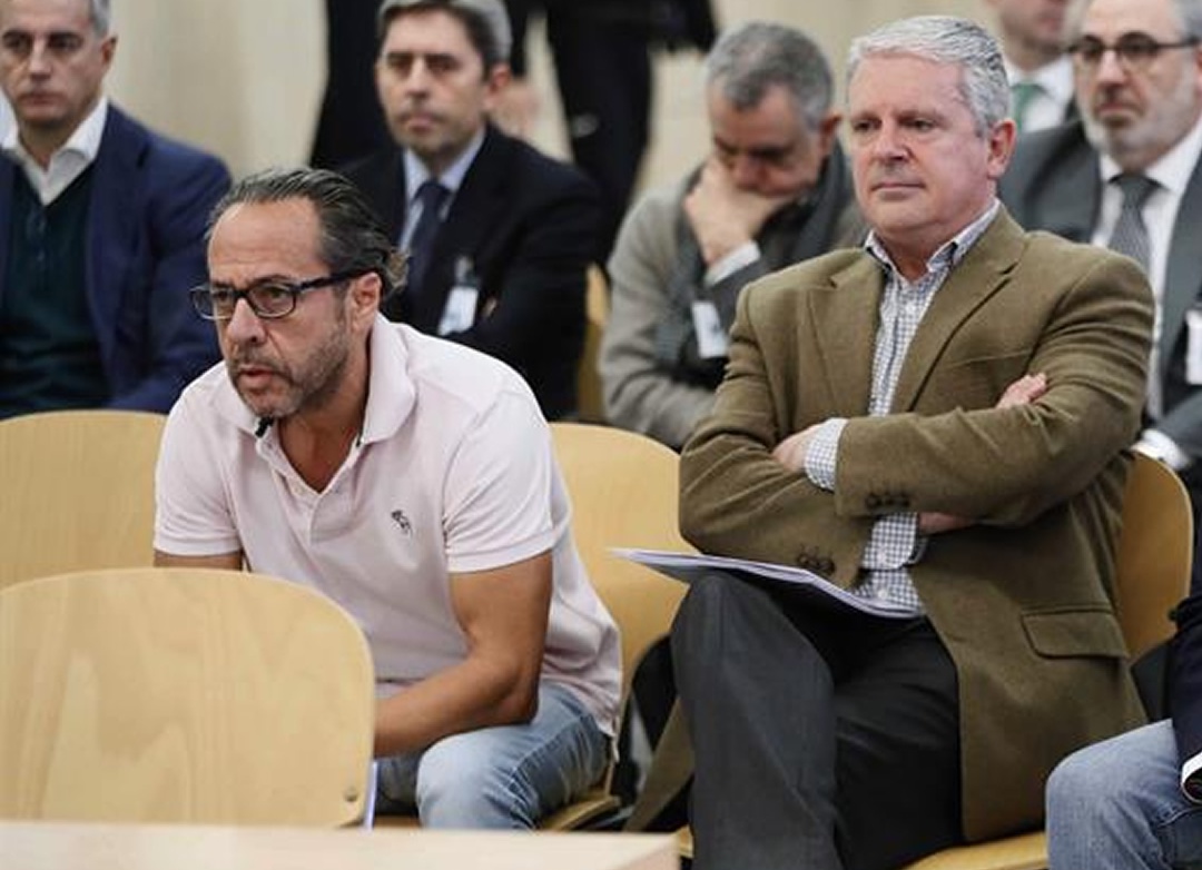 Álvaro Pérez, El Bigotes, en un momento del juicio Álvaro Pérez, El Bigotes, en un momento del juicio