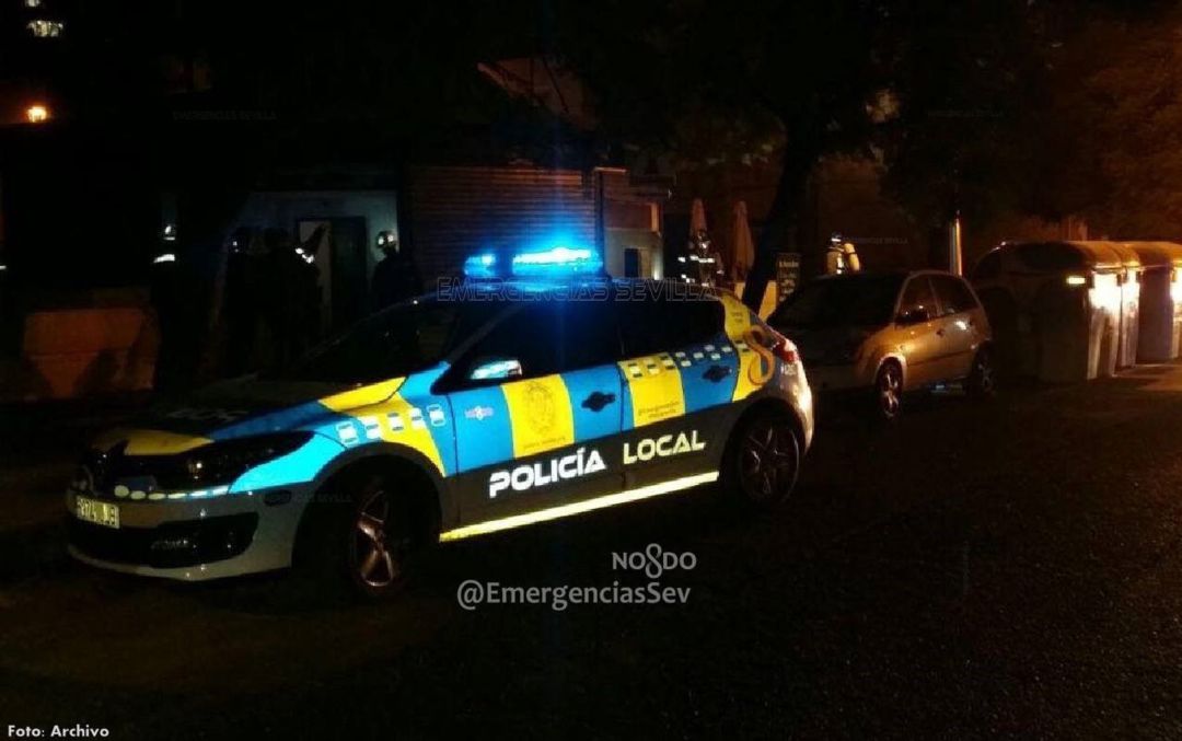 Deja a sus hijos durmiendo en un coche para irse de copas Deja a sus hijos durmiendo en un coche para irse de copas