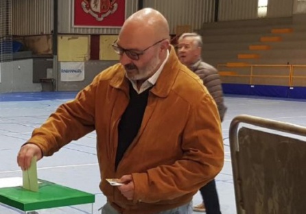 Alejandro Hernández. Alejandro Hernández.