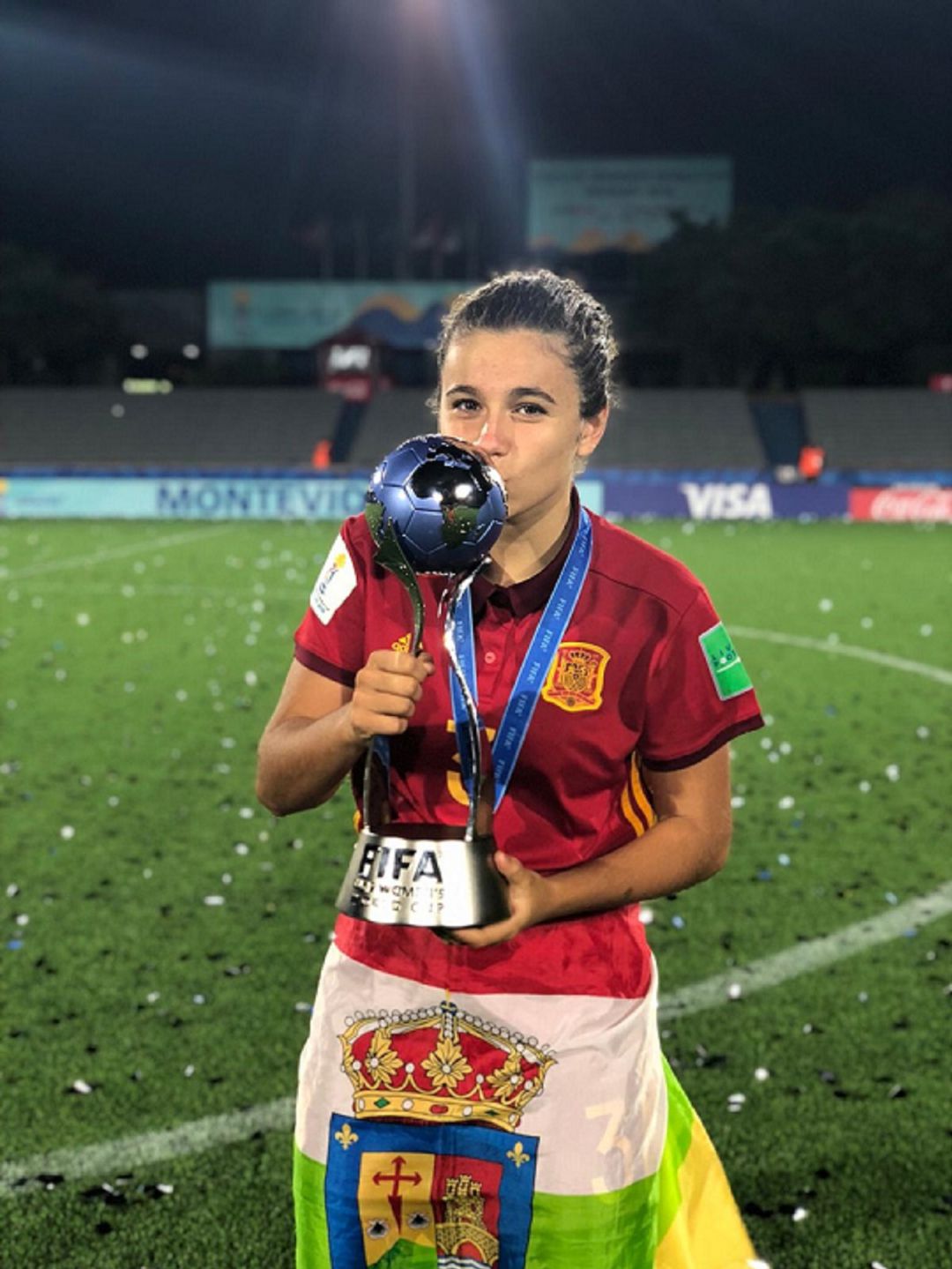 Ana Tejada: "Voy cumpliendo sueños poco a poco" Ana Tejada: "Voy cumpliendo sueños poco a poco"