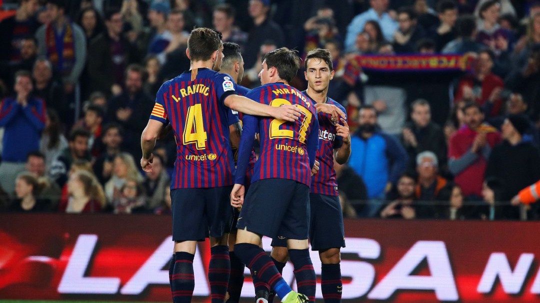 Denis Suárez se desquita en el pase del Barcelona a octavos