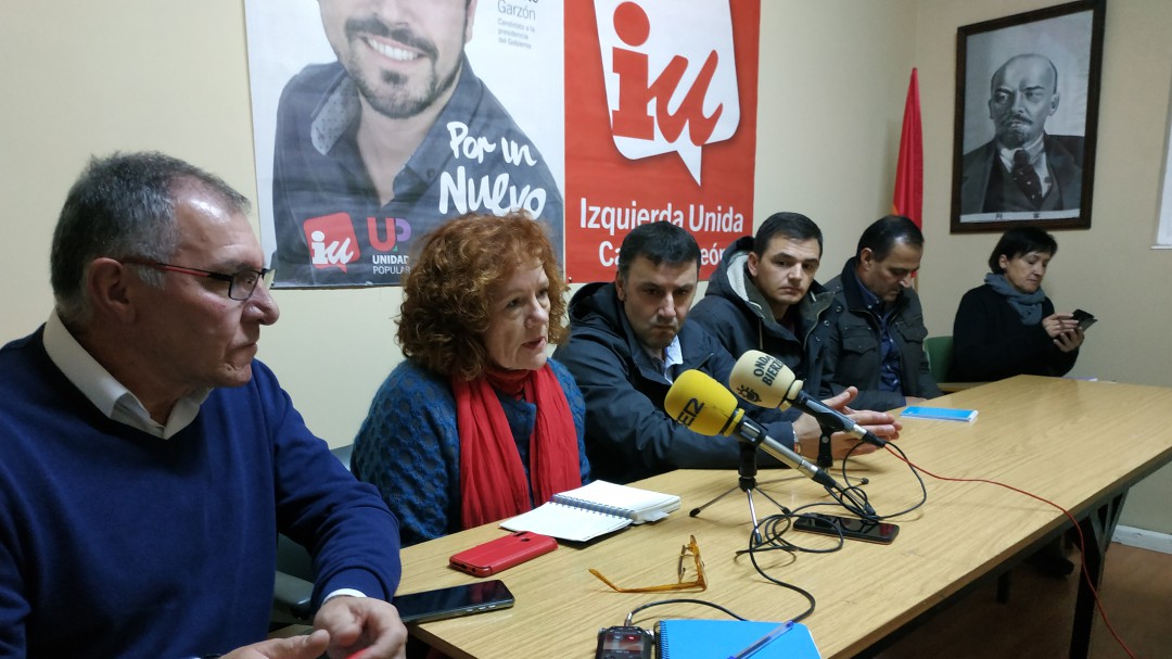 IU ofrece respaldo parlamentario a los trabajadores de contratas de Endesa