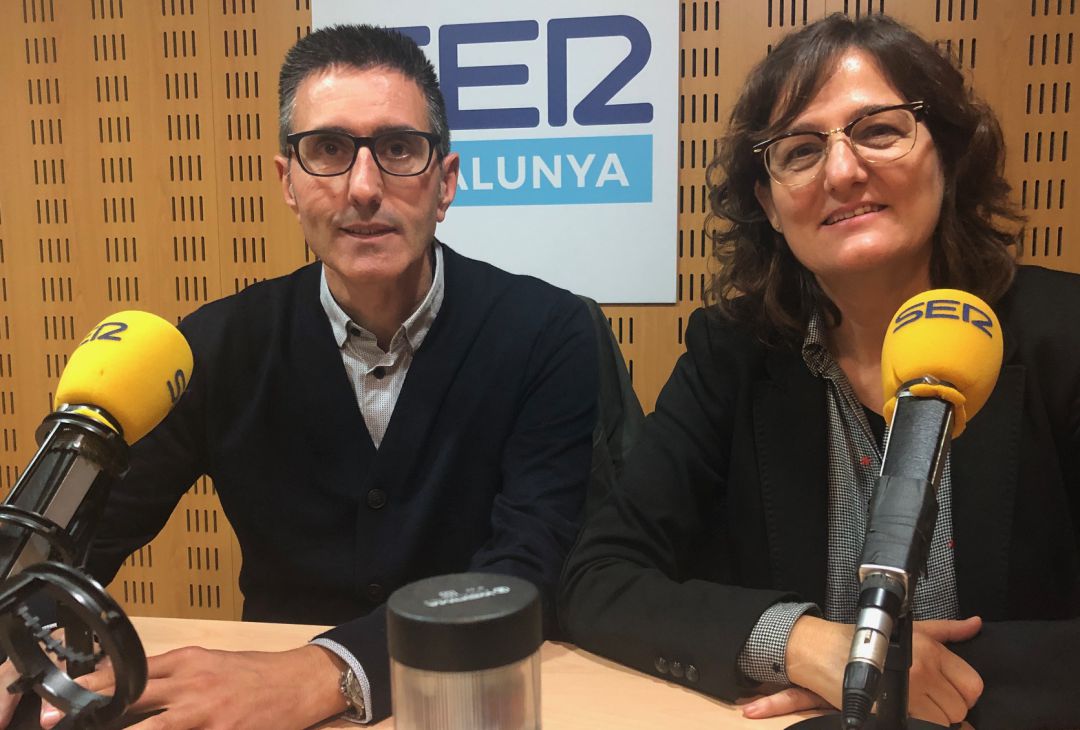 Francesc Durà, d'ASPRONIS, i Hermínia Ordeig, de la Fundació MAP, als estudis Francesc Durà, d'ASPRONIS, i Hermínia Ordeig, de la Fundació MAP, als estudis