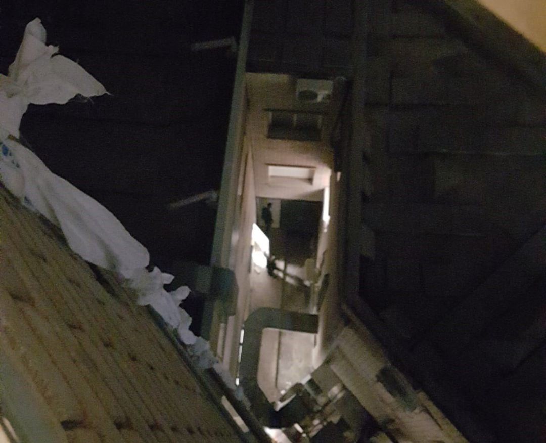 Las sábanas entrelazadas por un preso para huir del hospital Gregorio Marañón Las sábanas entrelazadas por un preso para huir del hospital Gregorio Marañón