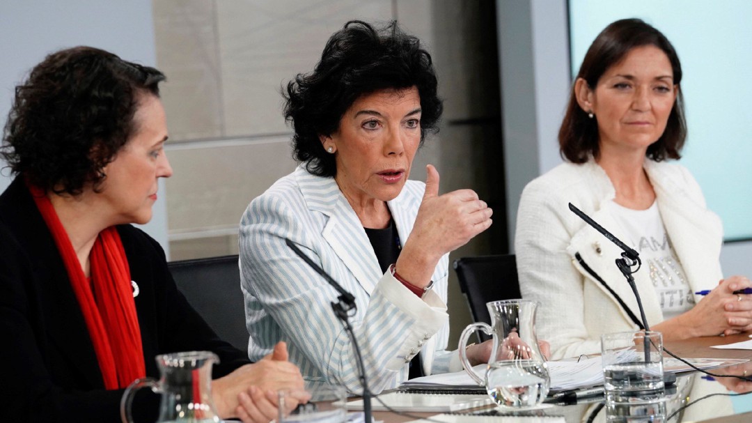El Gobierno afea al PP que quiera formalizar un pacto de perdedores en Andalucía