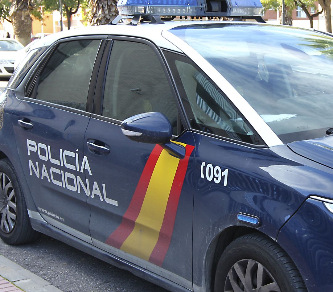 Vehículo de la Policía Nacional Vehículo de la Policía Nacional