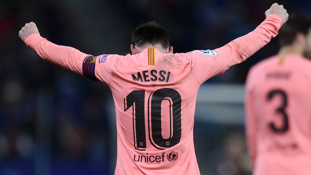 Un imperial Messi lidera la goleada del Barça en Cornellà
