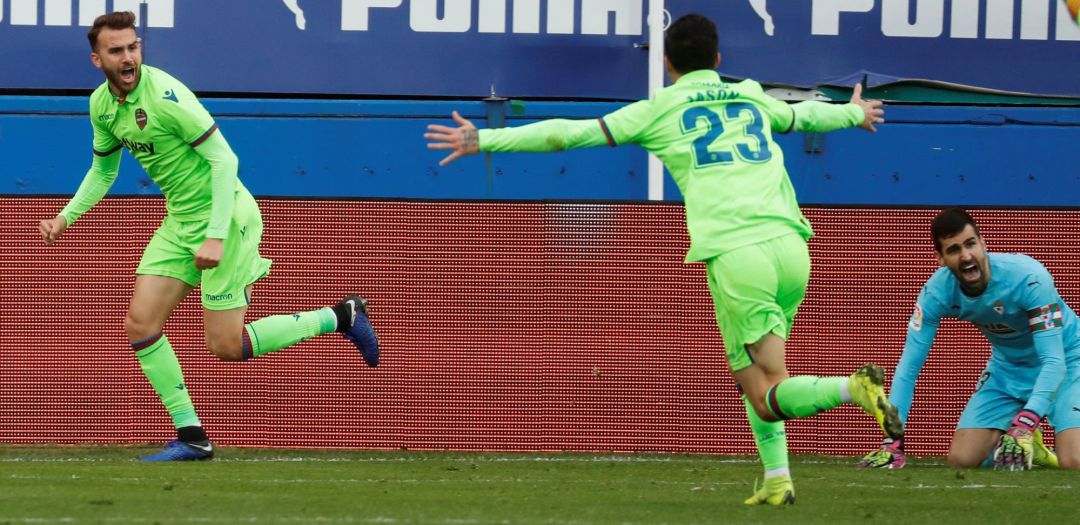 Los jugadores del Levante celebran el gol de Borja Mayoral ante el Eibar Los jugadores del Levante celebran el gol de Borja Mayoral ante el Eibar