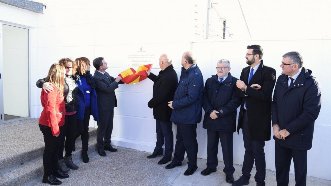 García-Page inaugura las mejoras en el colegio de Minglanilla y en la vía que une Iniesta y Ledaña