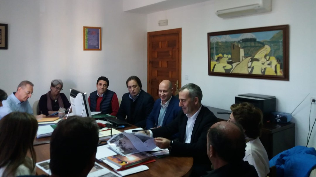 La constitución del nuevo gobierno no tiene porque paralizar proyectos importantes, como la Plaza de España