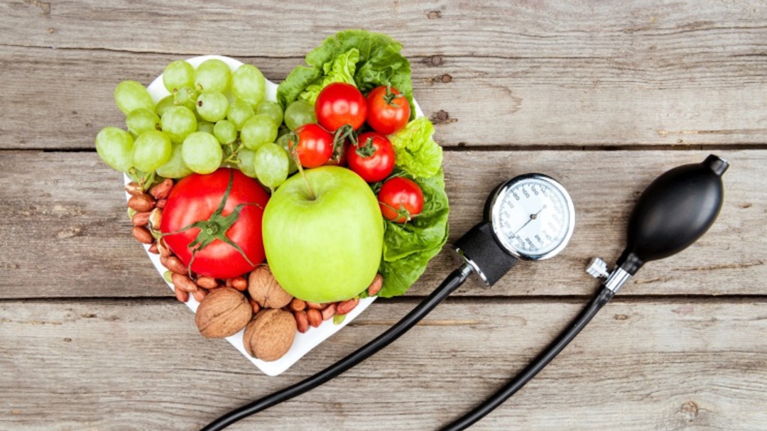 Consejos de nutrición para personas mayores en la Escuela de Salud de la SER