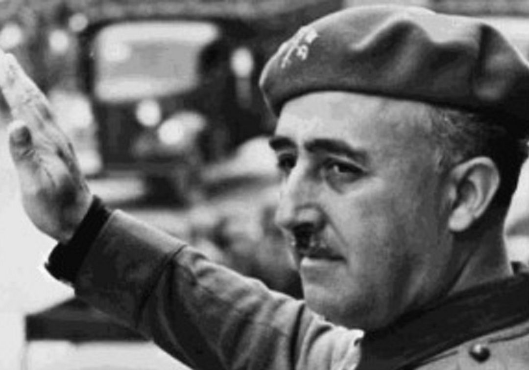 Yesca Cuenca acusa a un concejal de la Jara de publicar mensajes alabando a Franco y Primo de Rivera
