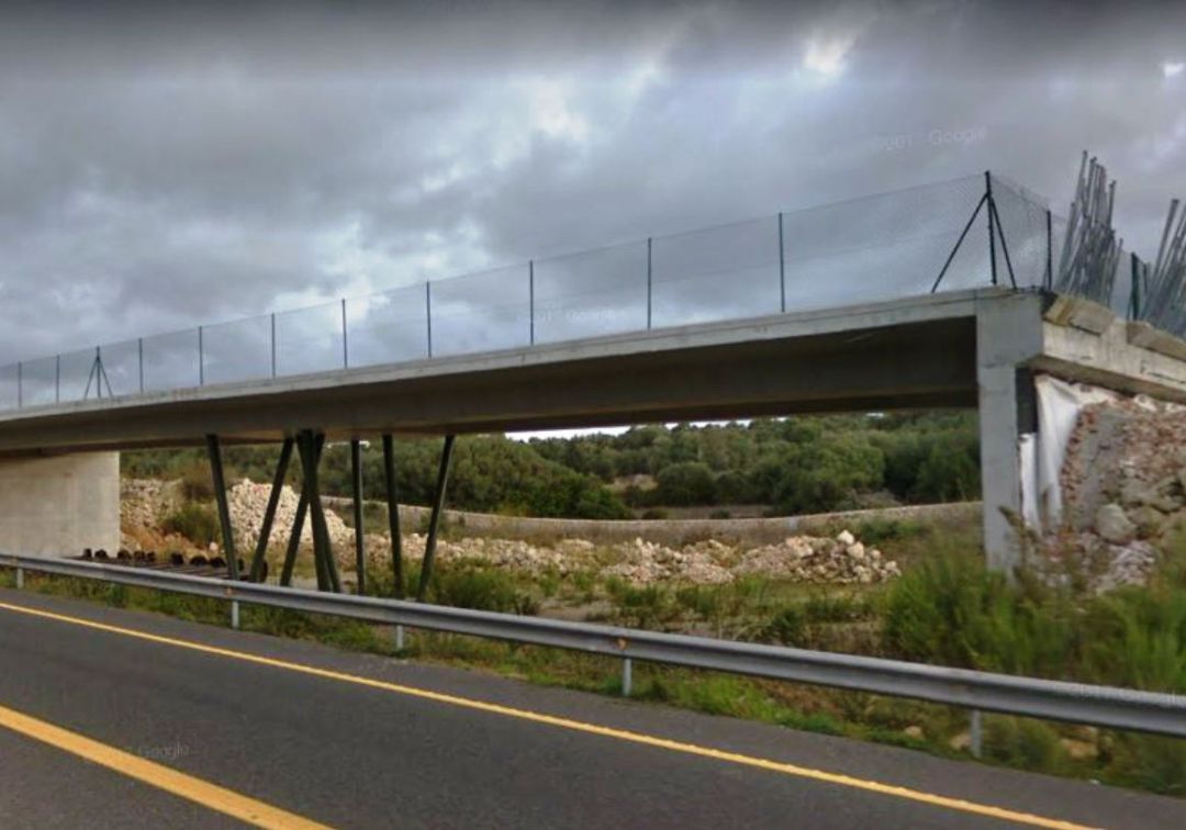 Podemos se desmarca del Consell y opta por mantener el viaducto de La Argentina
