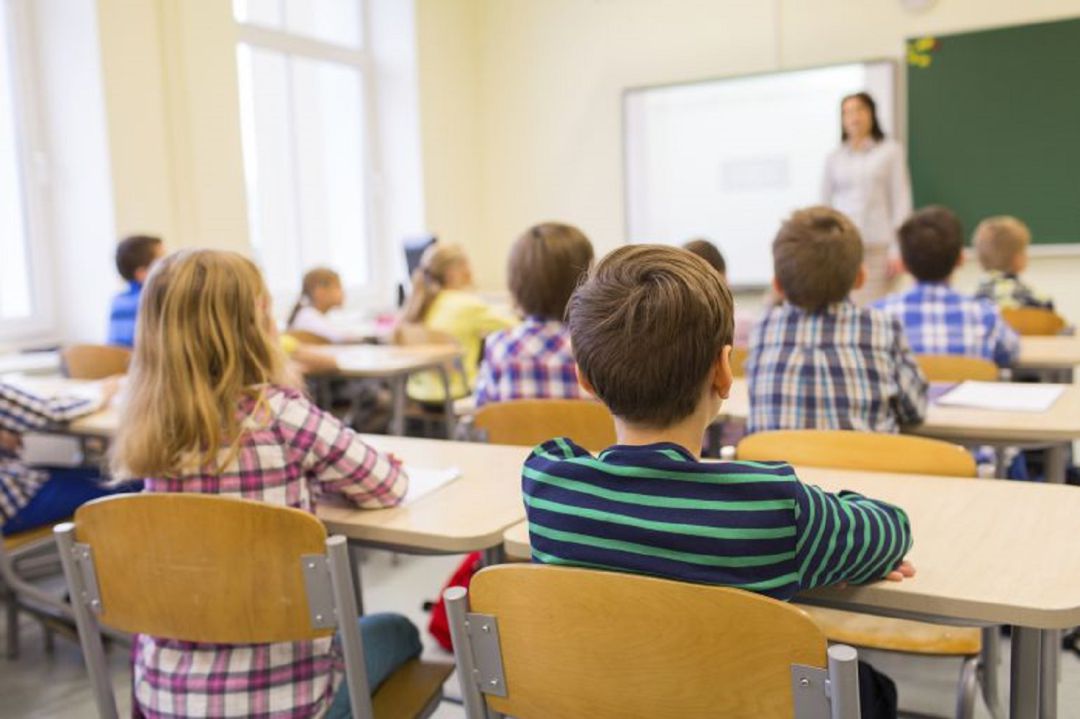 Denuncian que Educación no sustituye las bajas del profesorado por la proximidad de las vacaciones de navidad Denuncian que Educación no sustituye las bajas del profesorado por la proximidad de las vacaciones de navidad