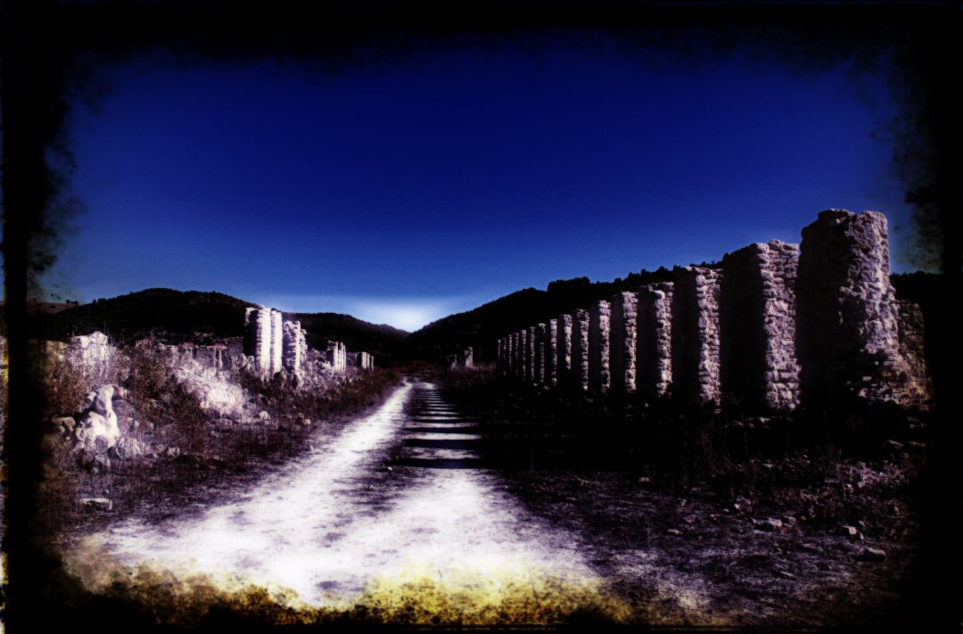 Ruinas del antiguo balneario de La Isabela. Ruinas del antiguo balneario de La Isabela.