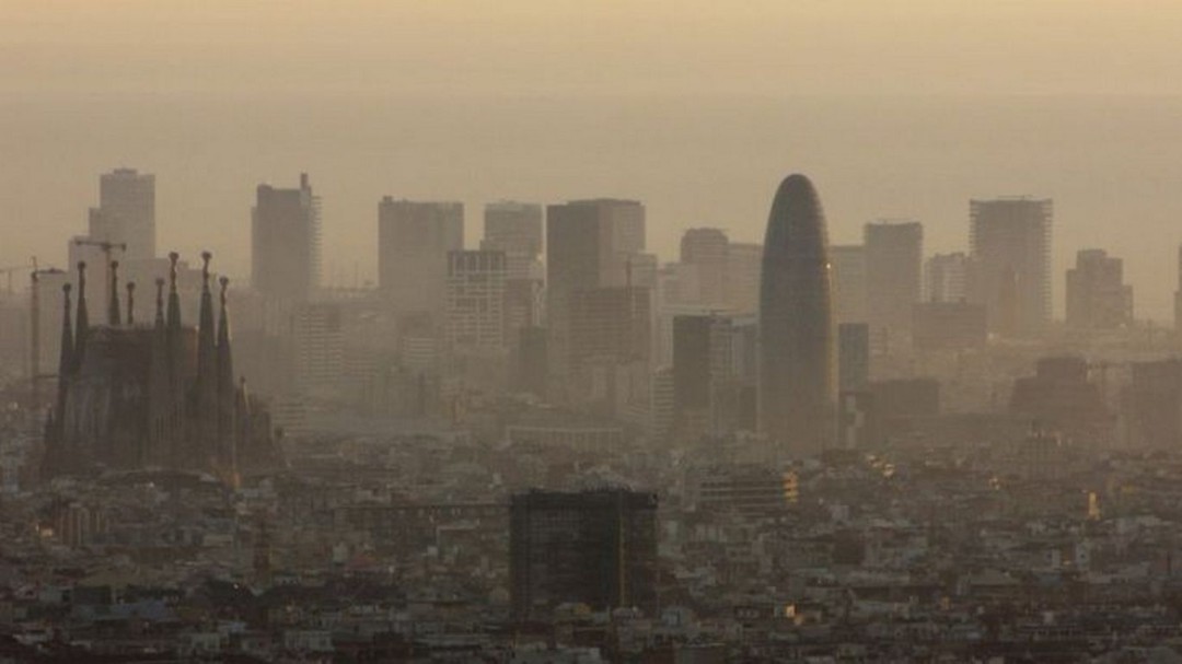 El Govern també vol limitar les emissions al Mediterrani