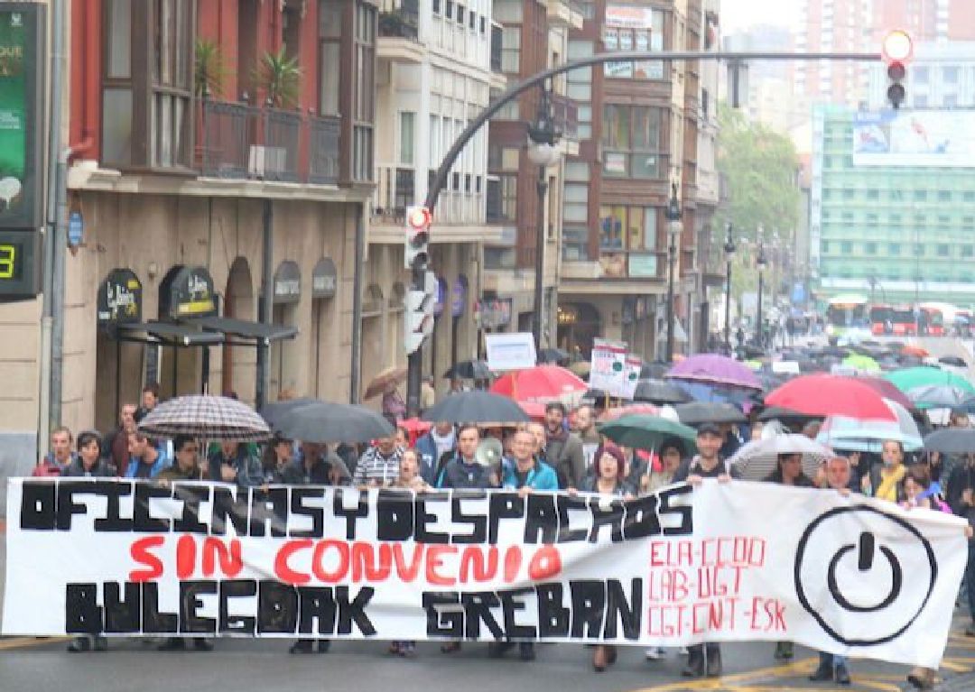 Comienza la huelga indefinida en el sector de los despachos y oficinas de Bizkaia Comienza la huelga indefinida en el sector de los despachos y oficinas de Bizkaia
