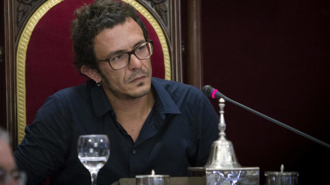 El alcalde declara como investigado por la gestión de los chiringuitos