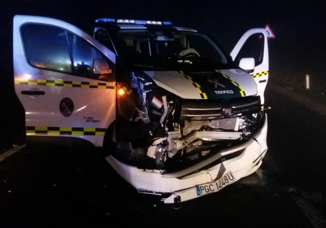 Espectacular persecución policial que acaba en la autopista