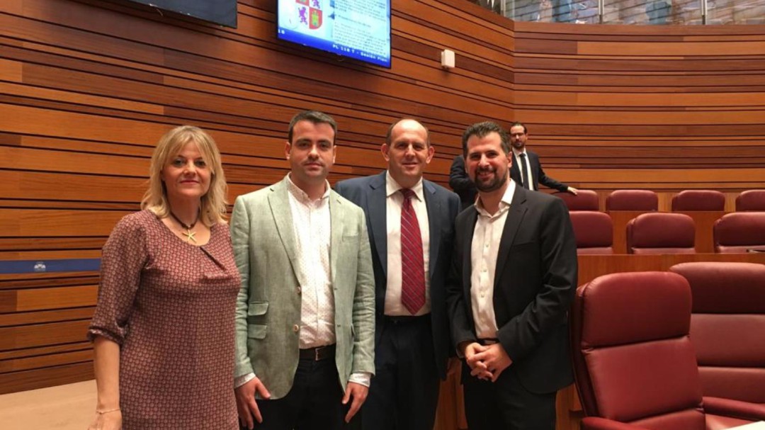 El consejero de Sanidad culpa al Ayuntamiento de Cuéllar de no aportar el suelo para el futuro Centro de Salud