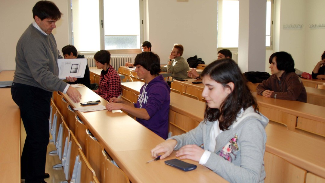La recuperación no llega a la universidad