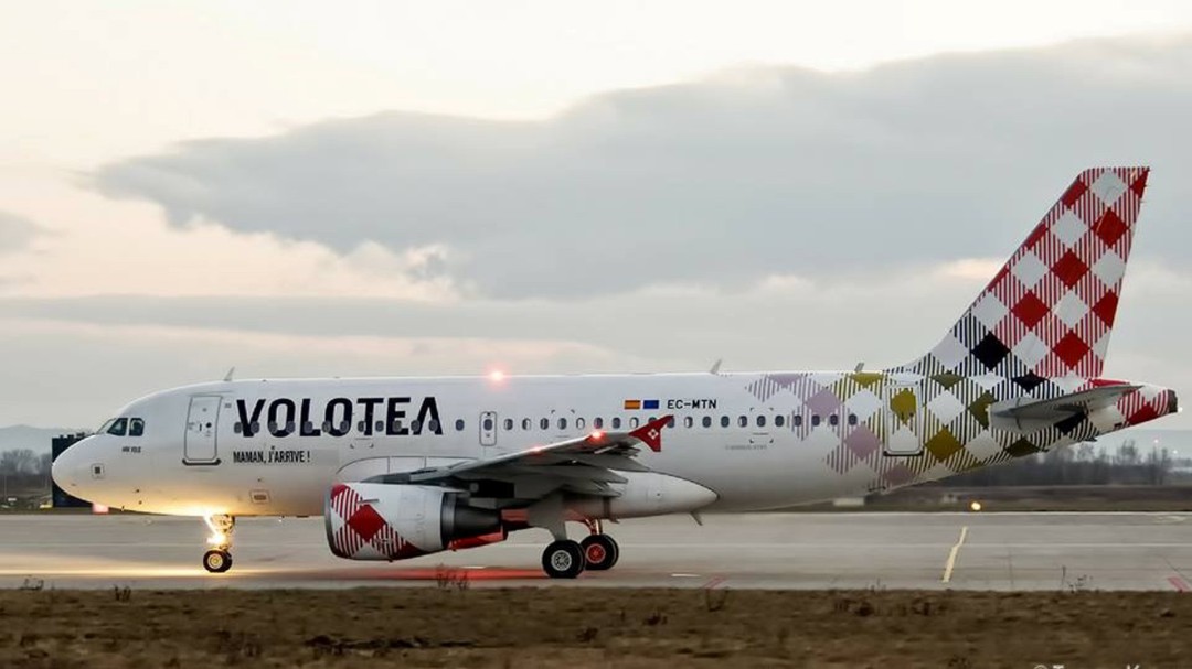 Alvedro recupera en abril el enlace con Bilbao a través de Volotea