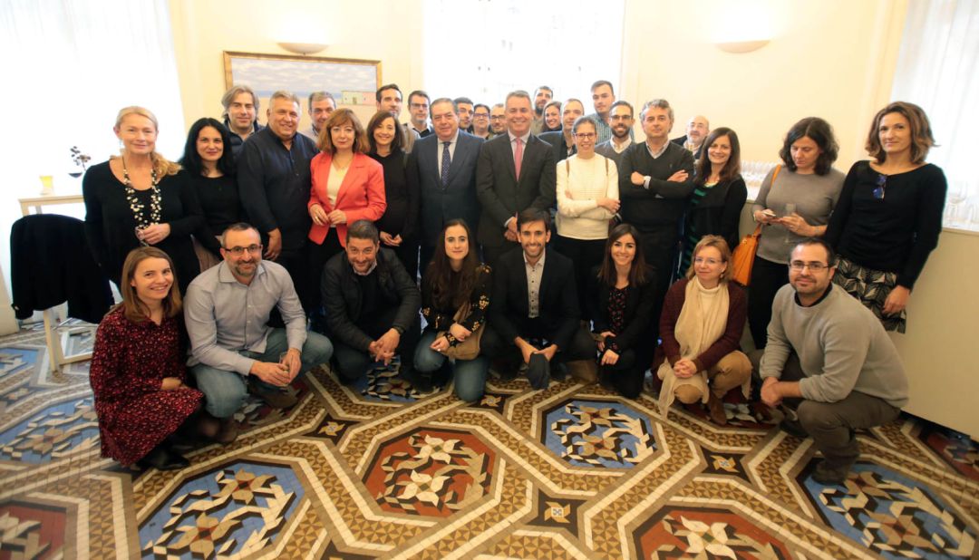 El presidente de AVE, Vicente Boluda, en la tradicional comida de Navidad con la prensa El presidente de AVE, Vicente Boluda, en la tradicional comida de Navidad con la prensa