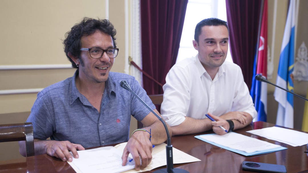 Primer contacto formal de Podemos y Ganar Cádiz para la confluencia