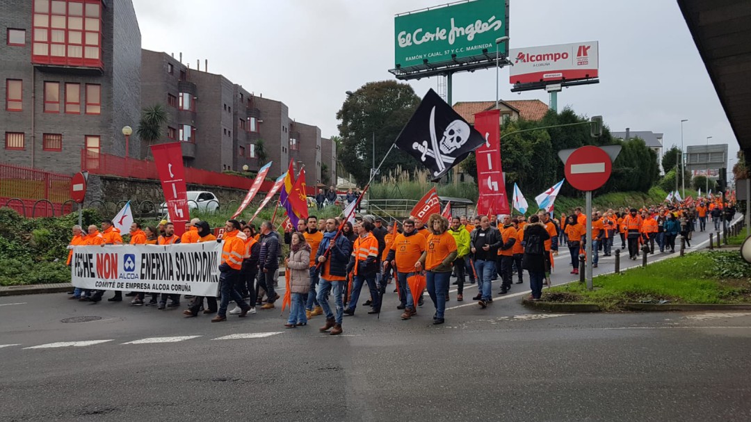 La marcha de trabajadores de Alcoa obliga a cortar Alfonso Molina