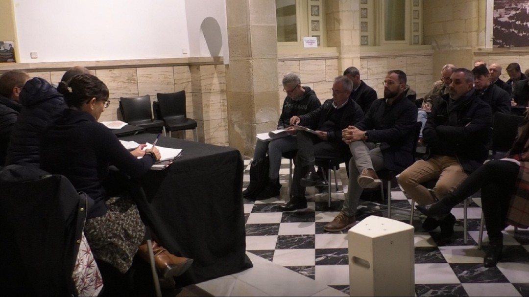 La mesa de patrimonio analiza la situación del Mercado Central