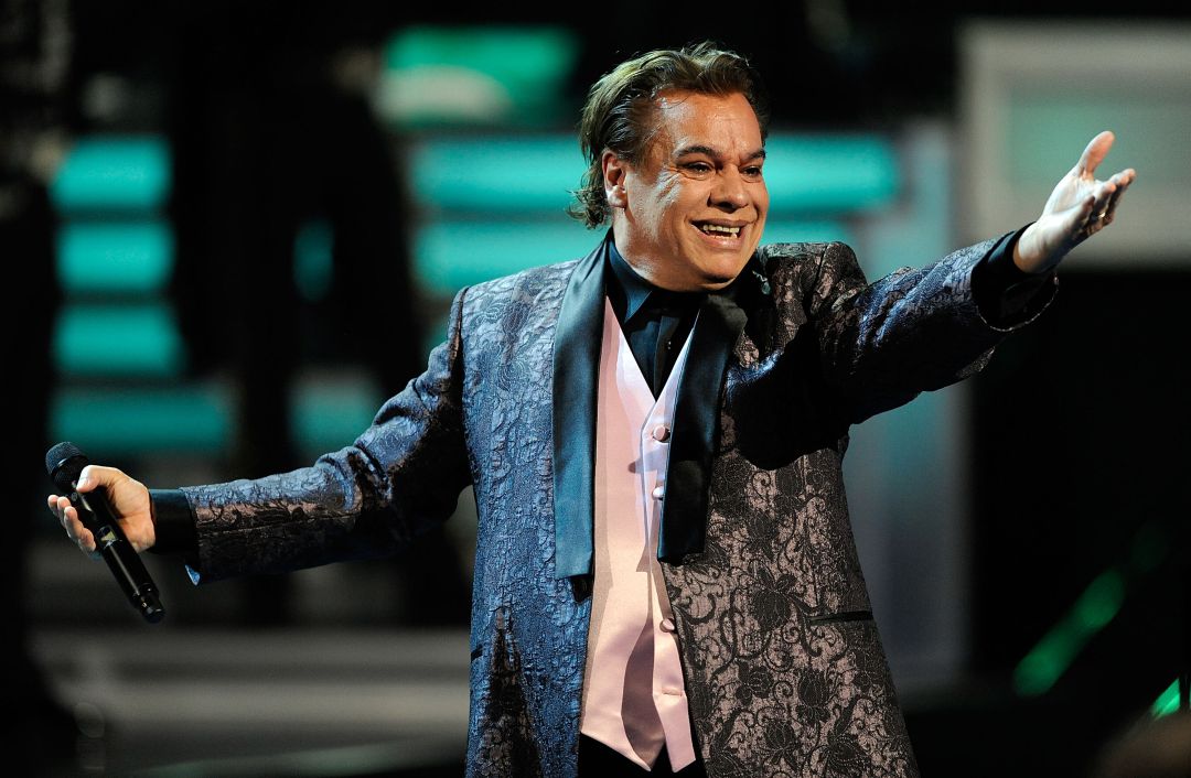Juan Gabriel podría volver a los escenarios el día de su cumpleaños Juan Gabriel podría volver a los escenarios el día de su cumpleaños