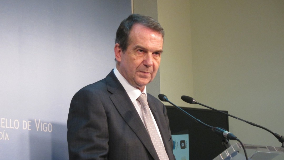 Vigo estrena punto limpio, móvil