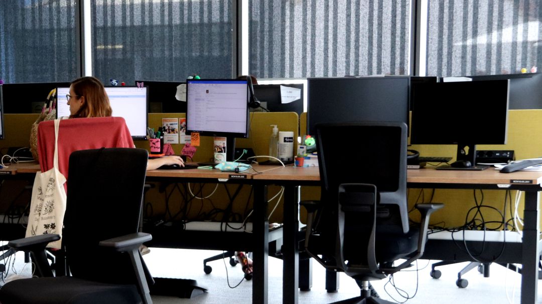 Més precarietat per a les dones Més precarietat per a les dones