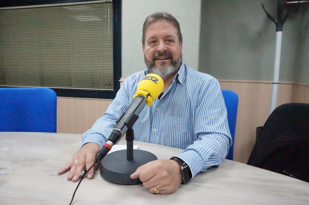 José José, enfermero de la UCA en Elda José José, enfermero de la UCA en Elda