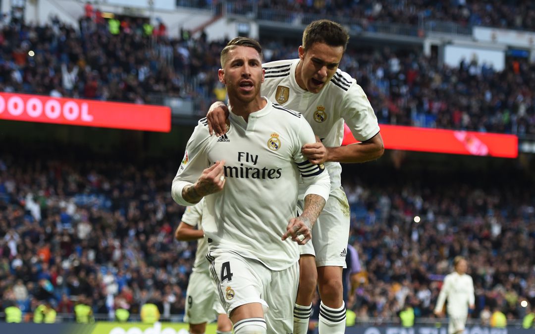 Reguilón y Ramos celebran un gol ante el Valladolid. Reguilón y Ramos celebran un gol ante el Valladolid.
