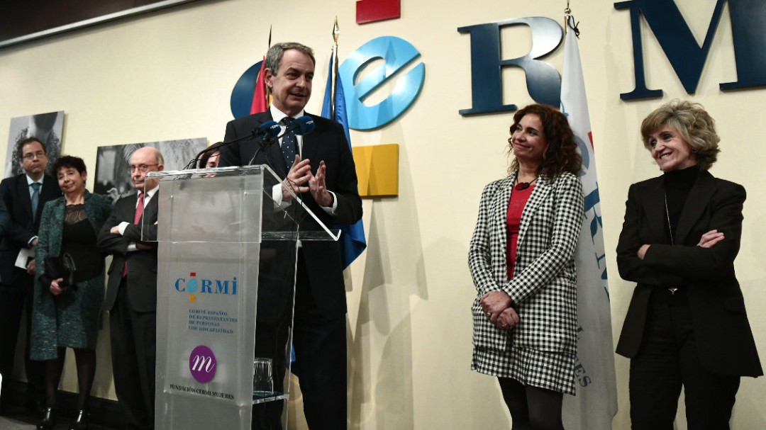 Zapatero manifiesta su preocupación ante el acuerdo del 'three party' entre PP, C's y Vox en Andalucía